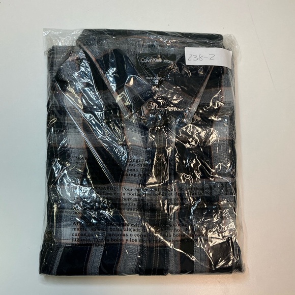 CALVIN KLEIN Plaid LongSleeve Button Down Shirt XL - Picture 3 of 3